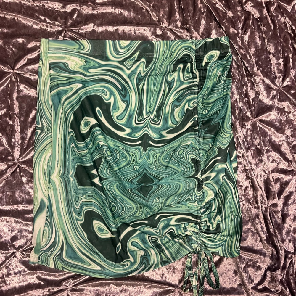 Groovy skirt